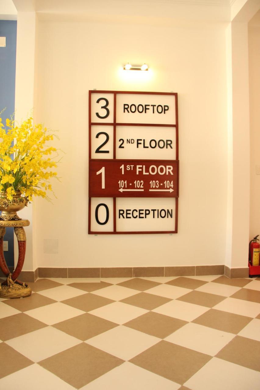 Queenie House Guest house *