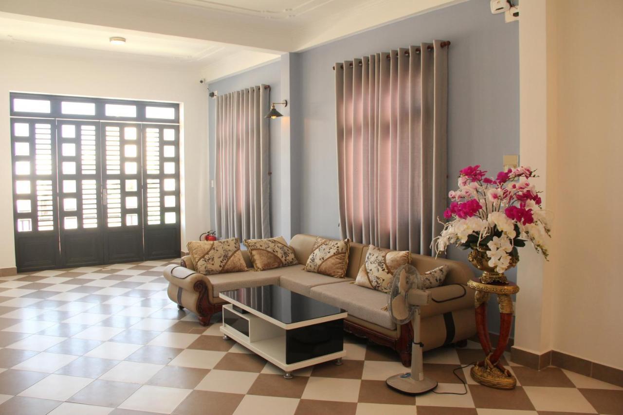 Queenie House Can Tho